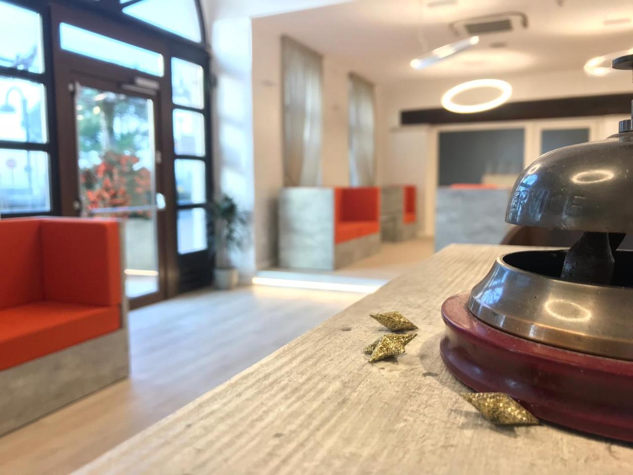 Hotel Dogana Сирмионе Екстериор снимка